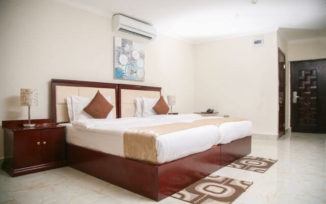 Volta Serene Hotel