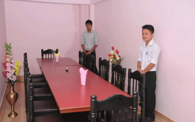 Shiva Shankar Hotel