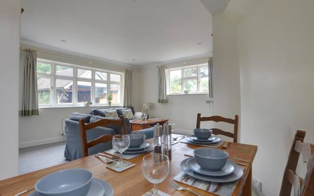 Modern Holiday Home in Hawkhurst Kent With Garden
