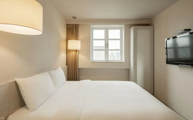 Kindness Hotel Houyi Jiuru