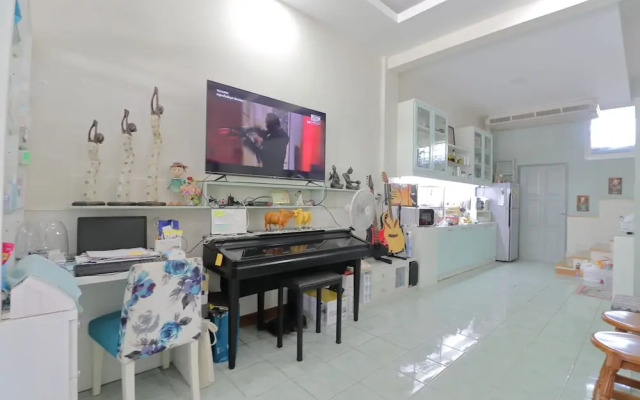 Saen Sabai Hostel