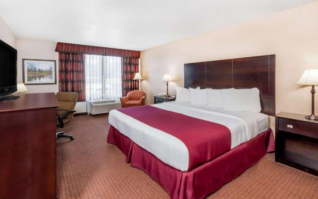 Ramada Hotel & Conference Center by Wyndham Grayling