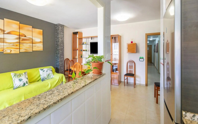 Simplistic Apartment in Almería next to the Seabeach