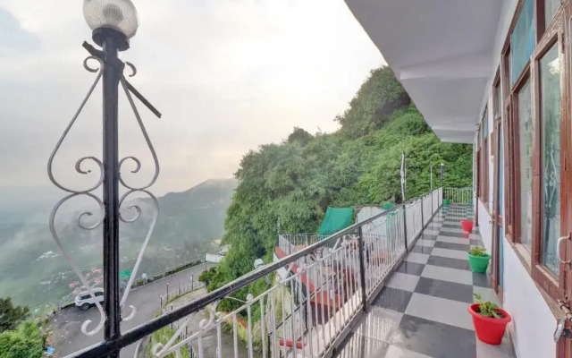 OYO 92514 Savitri Hotel Nand Palace