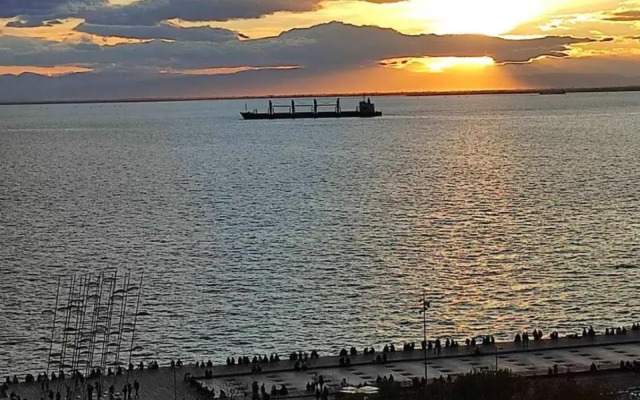 Sea & City views, Aspa’s apartment