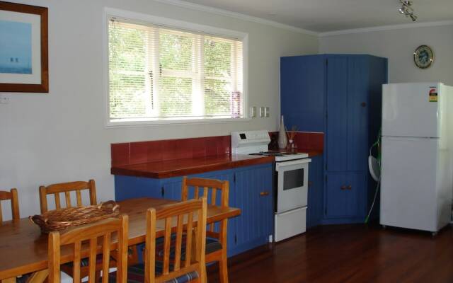 16 Torquay Tce