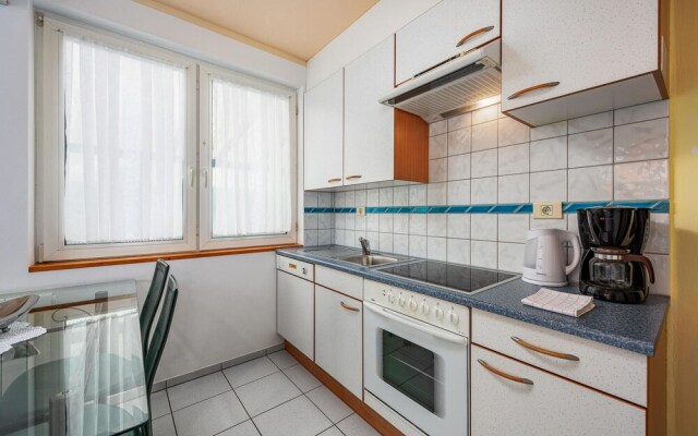 Nice Apartment in Umag With Wifi and 1 Bedrooms