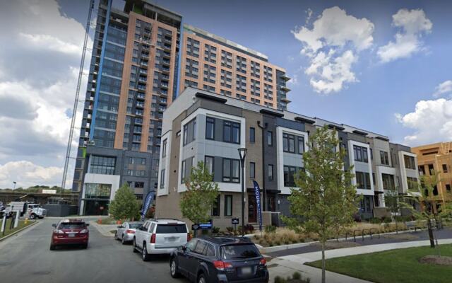 Chic Apartments by Frontdesk