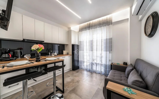 Konstantina's & Nicol's Studios