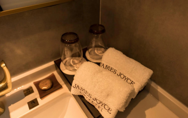 James Joyce Coffetel Beijing Bell And Drum Tower Branch
