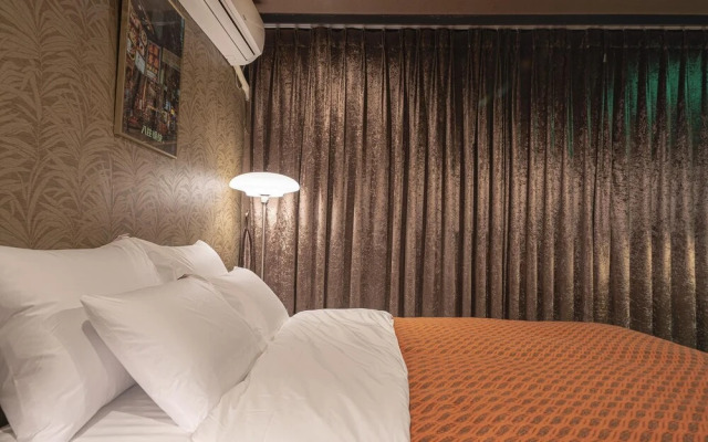 Cheonan The Lounge Hotel