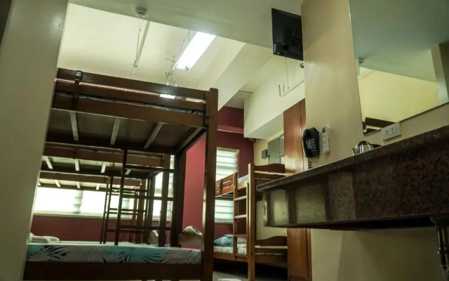 M28 Hotel and Apartments Quezon City