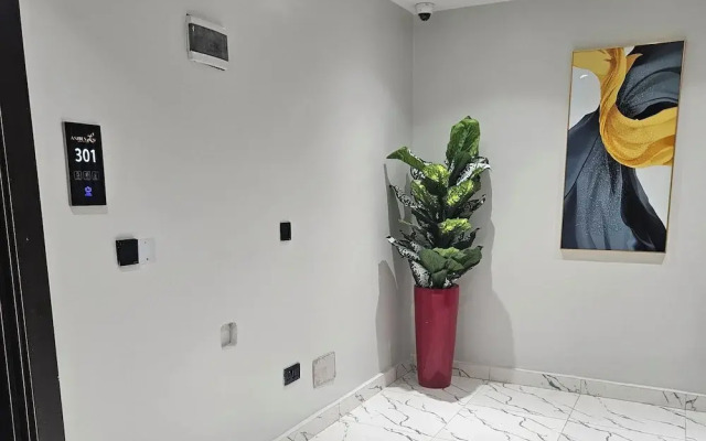 Anibex Luxe