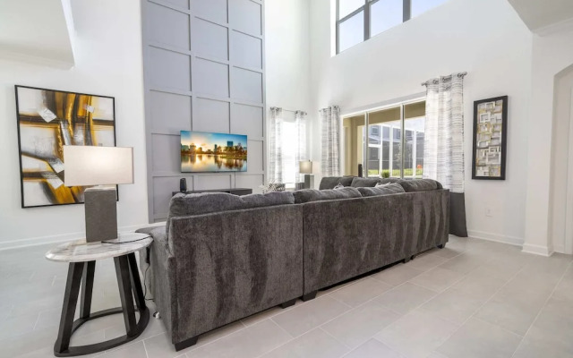 Stunning 5Bd W/ Pool Close To Disney At Champions Gate 8956