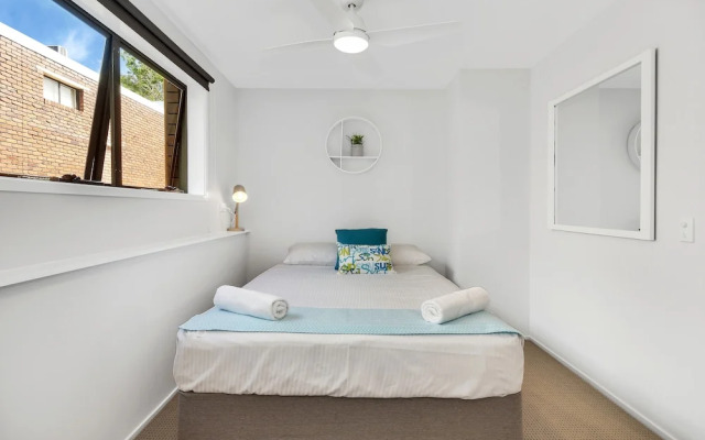 Lahaina Apartments