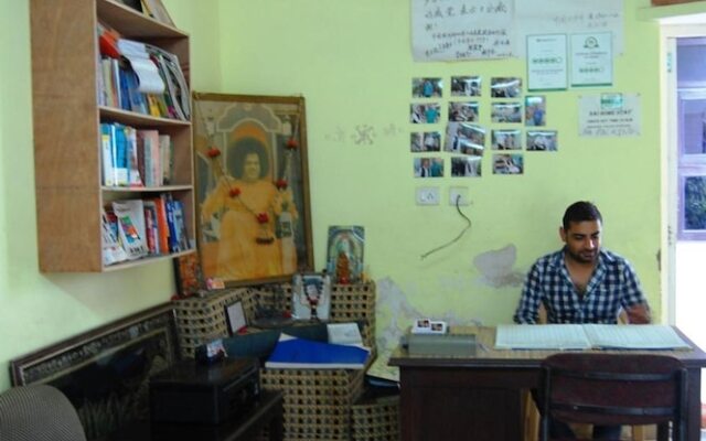 Sai Home Stay Bed and Breakfast