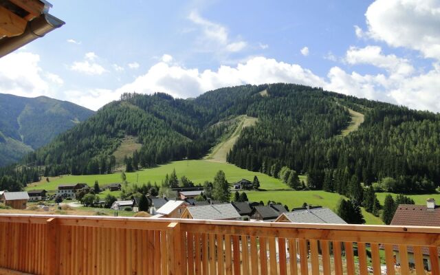 Wooden Chalet In Hohentauern With A Garden