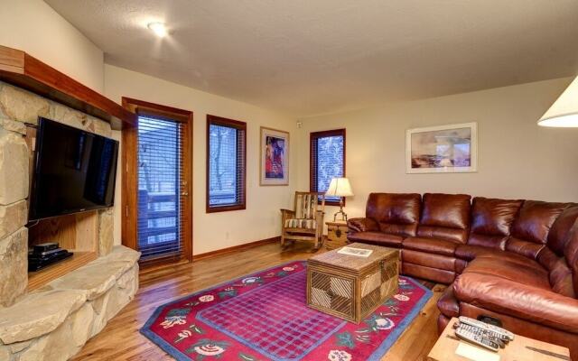 2431 Nansen Court 5 Bedroom Home