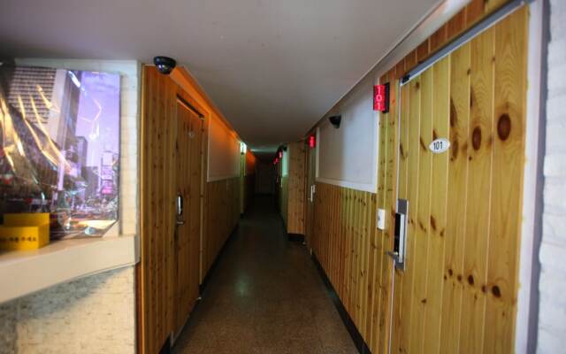 Theme 21 Motel