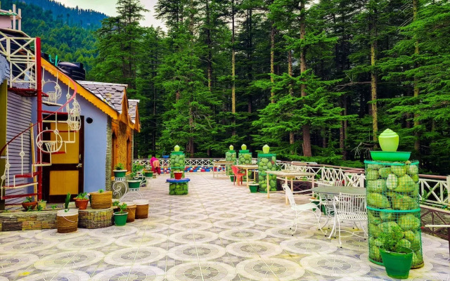 OYO 13836 Hotel Manu Vatika