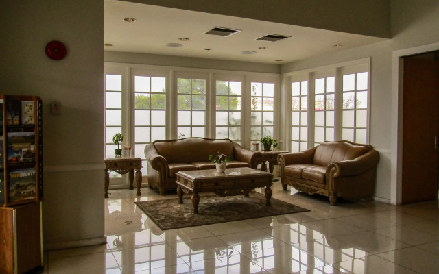 Clarion Inn Near China Lake Naval Station