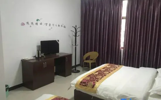 Qujing Haizhiqing Hotel