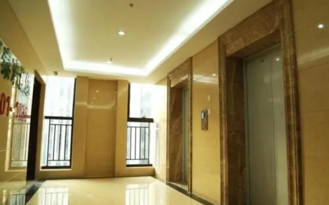 GreenTree Inn Suzhou Railway Station North Square Haobainian Wedding Dress City Express Hotel – Hotel Rooms – Suzhou