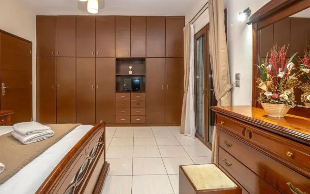 Amalia Villa with Private Pool