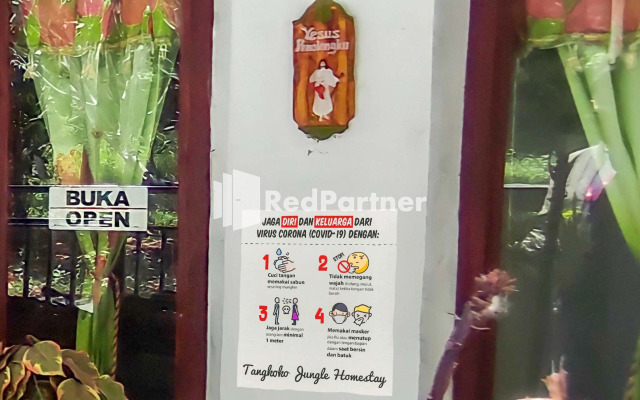 OYO 90988 Tangkoko Jungle Homestay