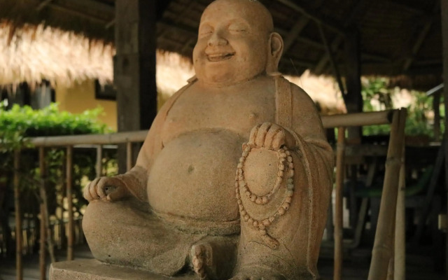Mumsa Beach Resort & Restaurant