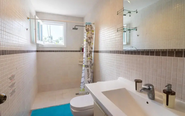 Cozy 3-Bedroom Apartment with Pool Access near Bavaro Beach
