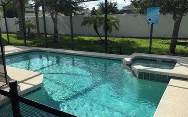 Calabay Dream Apartment 4 Bedroom