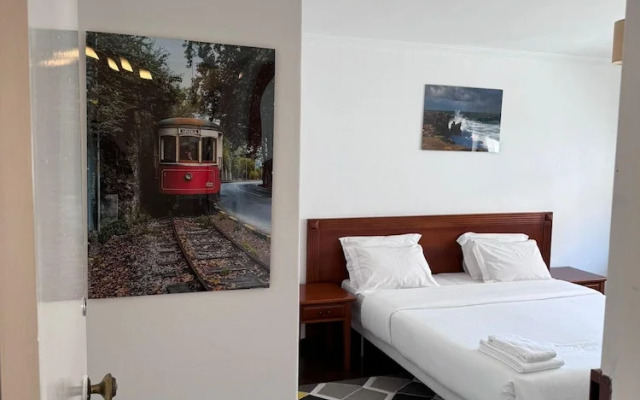 The Pearl - Cascais Guest House - City & Beach