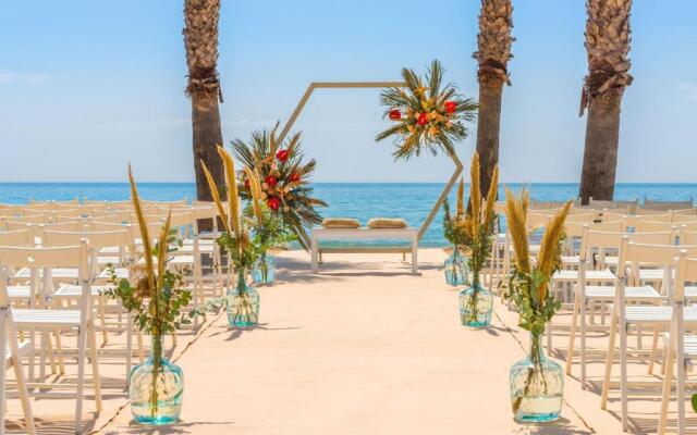 Le Meridien Ra Beach Hotel & Spa