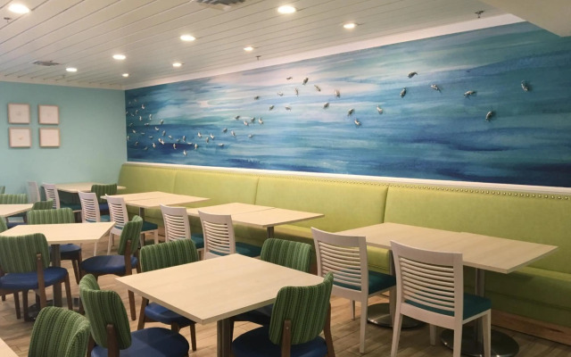 Palmera Inn and Suites