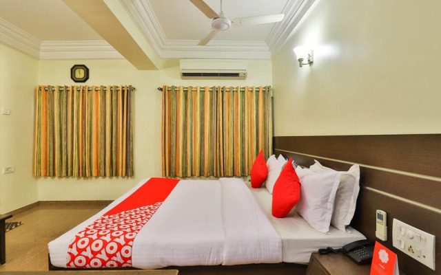 OYO 17117 Hotel Rainbow