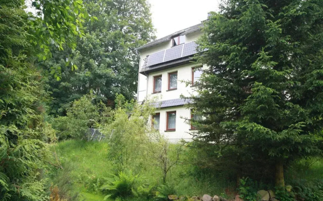 Schone Ferienwohnung mit Terrasse, Altenberg