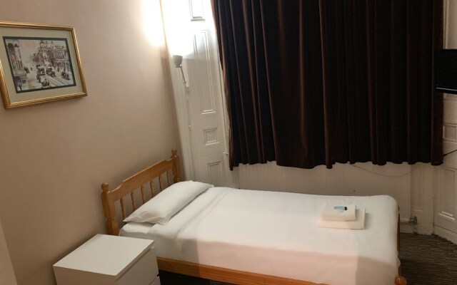 Camden Castle B&B