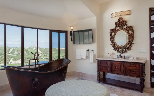 Villa Delmar Exquisite Villa w Views