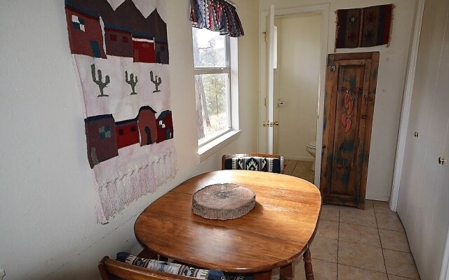 Beckham Hill - Three Bedroom Cabin