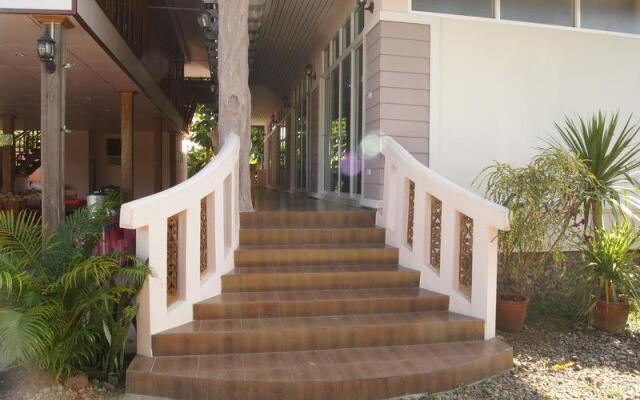 Baan Suan Klang Pai Homestay