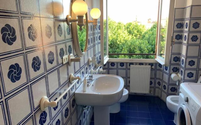 Arion Holiday Home