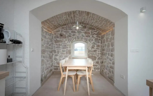 Exclusive Boutique Seaside Suites