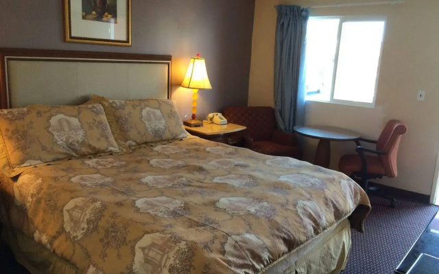 Pacific Inn