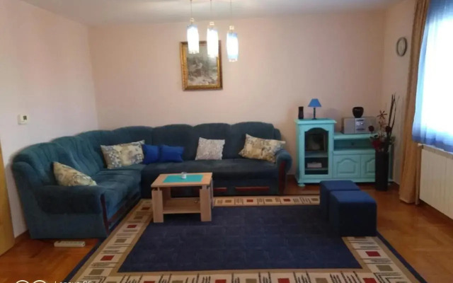 Almica Apartman
