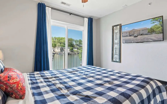 Lake Mode Lakefront Balcony