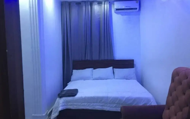 Solomon's porch hotel and suites