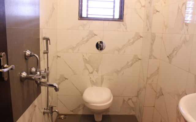 Hotel Sai Ramanand