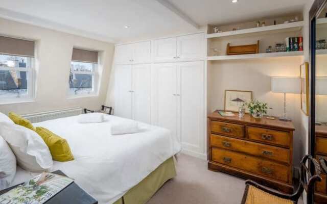 Veeve - Fulham Victorian