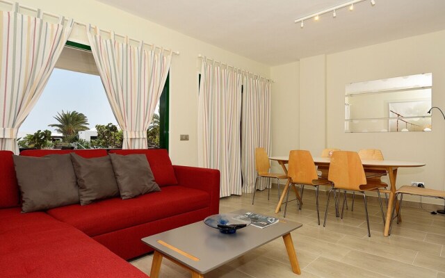 Cozy Apartment in Costa Teguise With Swimming Pool